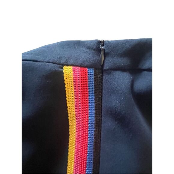 (SOLD) Trina Turk Wide Leg Fully Lined Hidden Zipper Side Stripe Pants - Size 6 - Picture 4 of 9